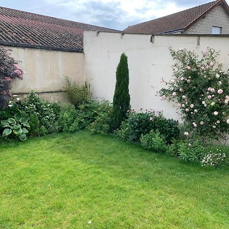 Villa Le Claugi à Damery  Extérieur photo